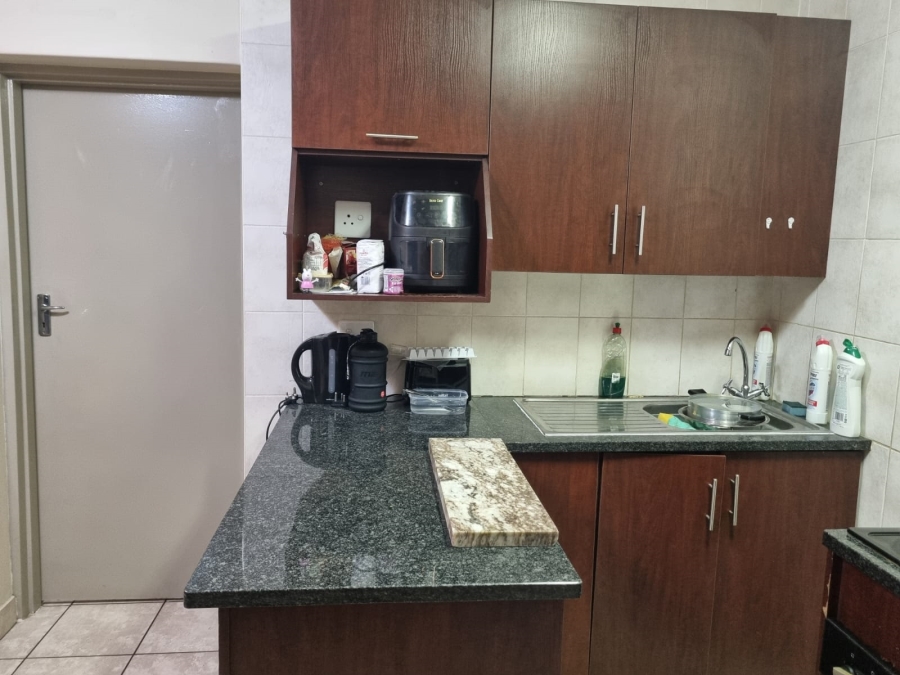 1 Bedroom Property for Sale in Die Bult North West